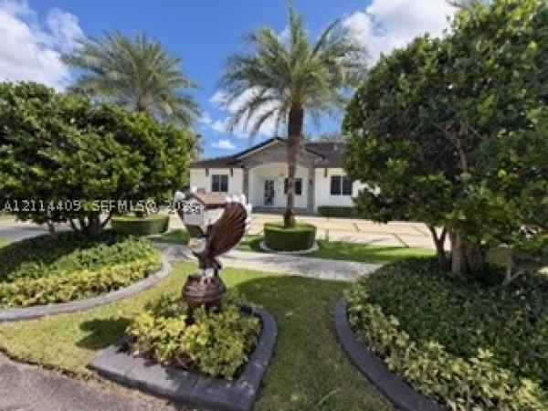 Homriv, 1721 NW 11th Ave, Homestead, Florida 33030, image 1