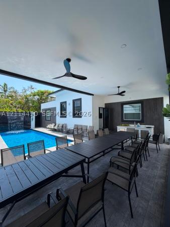 North Hollywood, 224 SW 12th St, Dania Beach, Florida 33004, image 1