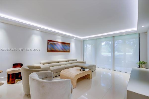 Country Club Village, 16175 Golf Club Rd #113, Weston, Florida 33326, image 1