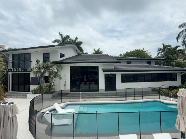 Golden Beach, 451 Centre Is, Golden Beach, Florida 33160, image 1