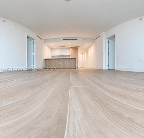 2411 Laguna Cir #802, North Miami, Florida 33181, image 1
