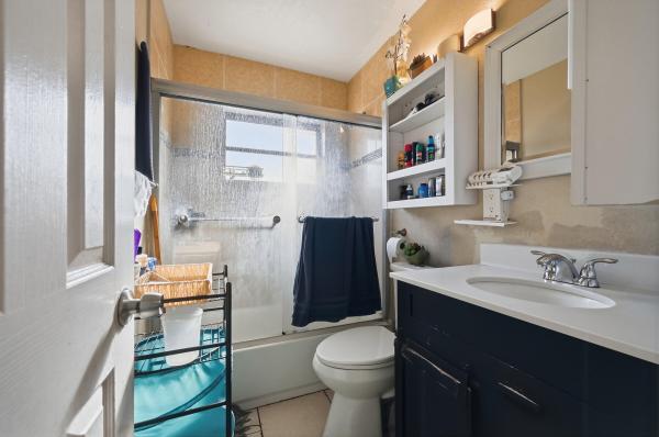 Golfview Heights, 721 Dogwood Rd, West Palm Beach, Florida 33409, image 1