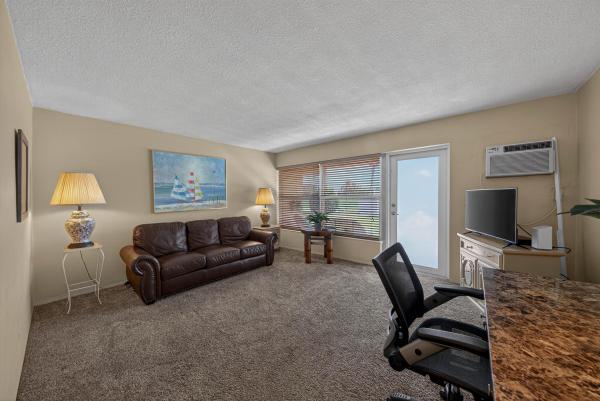Country Club Terrace, 4836 NE 23rd Ave #4, Fort Lauderdale, Florida 33308, image 2
