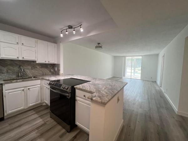 Boca Teeca, 6161 NW 2nd Ave #1140, Boca Raton, Florida 33487, image 3