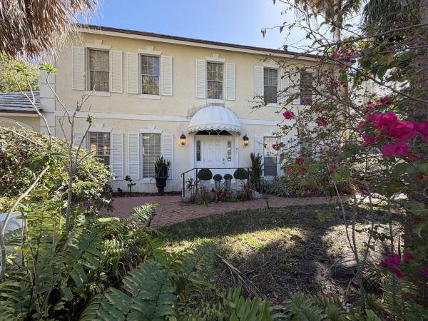 Bungalow Park, 230 Park, Palm Beach, Florida 33480, image 1