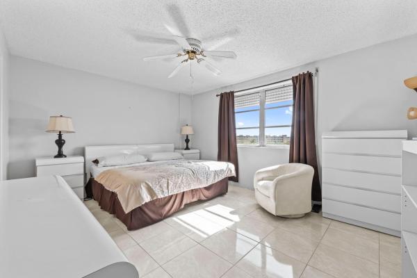 Meadowbrook Lakes View, 170 SE 5th Ave #505, Dania Beach, Florida 33004, image 2