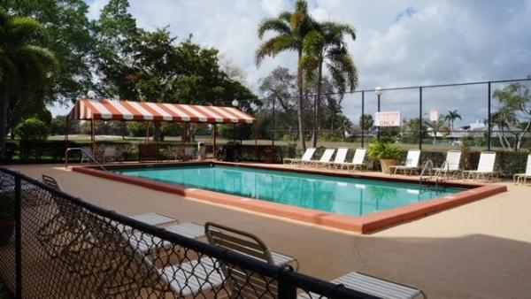 Boca Teeca, 6461 NW 2nd Ave #5050, Boca Raton, Florida 33487, image 2
