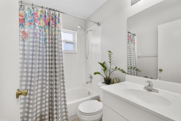 North Lake Worth, 1817 N M, Lake Worth Beach, Florida 33460, image 1