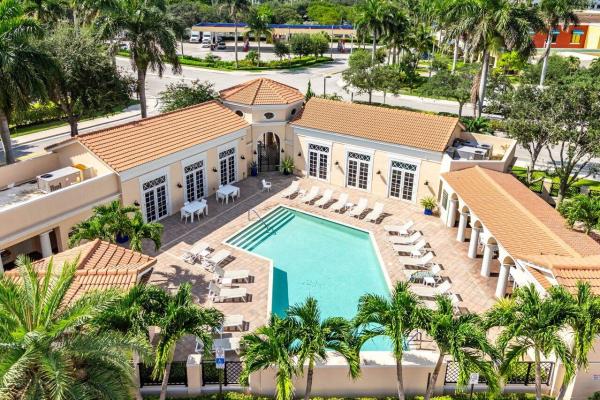 Peninsula Village Greens At Central Park, 704 NW 83rd Pl, Boca Raton, Florida 33487, image 2