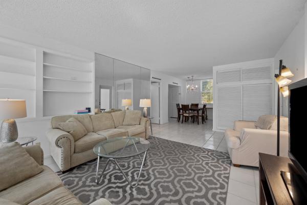 Peruvian Terrace, 401 Peruvian Ave #1010, Palm Beach, Florida 33480, image 1