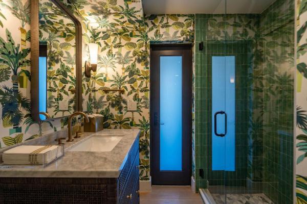 Pompano Waterway Estates, 3001 NE 52nd St, Lighthouse Point, Florida 33064, image 1