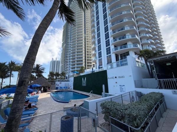 Marenas Resort, 18683 Collins #2303, Sunny Isles Beach, Florida 33160, image 1