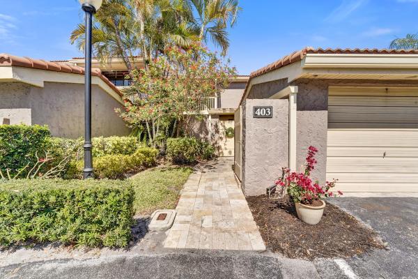 The Townhouses Of Emerald Hills, 403 Dunwoody Ln #38, Hollywood, Florida 33021, image 2