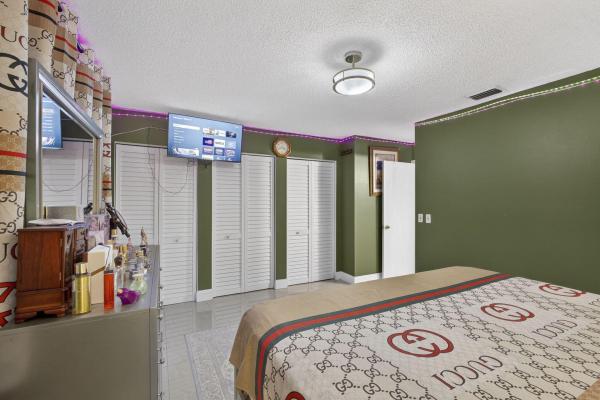 Westchester Townhouses, 4296 Woodstock Dr #D, West Palm Beach, Florida 33409, image 2