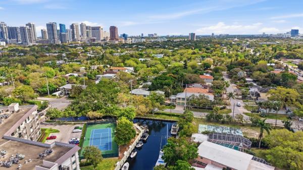 Vinik, 1112 SW 9th Ave, Fort Lauderdale, Florida 33315, image 2