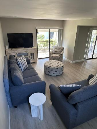 Sunflower, 7200 NW 2nd Ave #1520, Boca Raton, Florida 33487, image 2