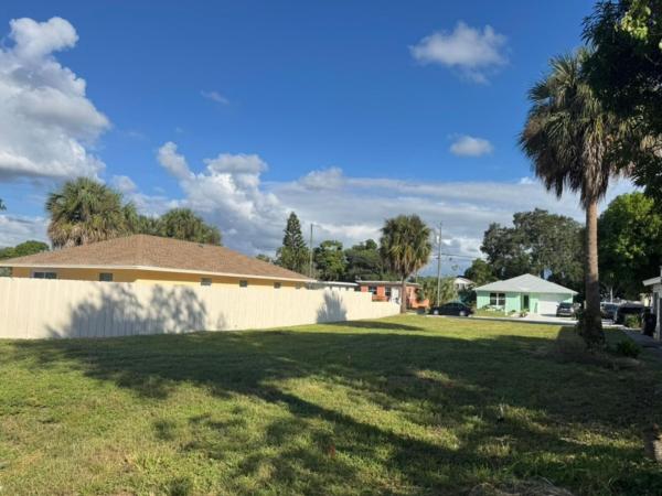 Lake Avenue, 1120 9th St, West Palm Beach, Florida 33401, image 3