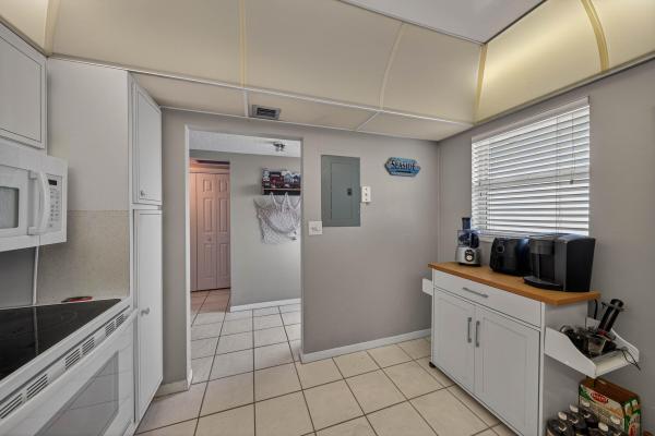 Plantation Terrace, 6731 Cypress Rd #402, Plantation, Florida 33317, image 1