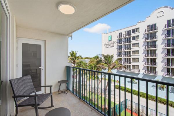 Port De Mer, 1239 Hillsboro Mile #403, Hillsboro Beach, Florida 33062, image 2