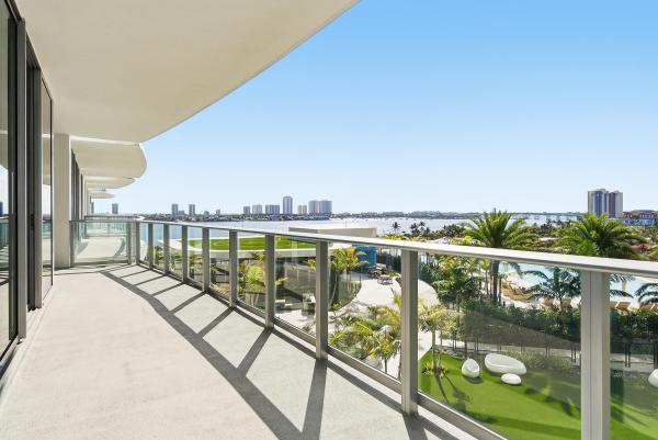 220 Lake Shr #815, Lake Park, Florida 33403, image 1