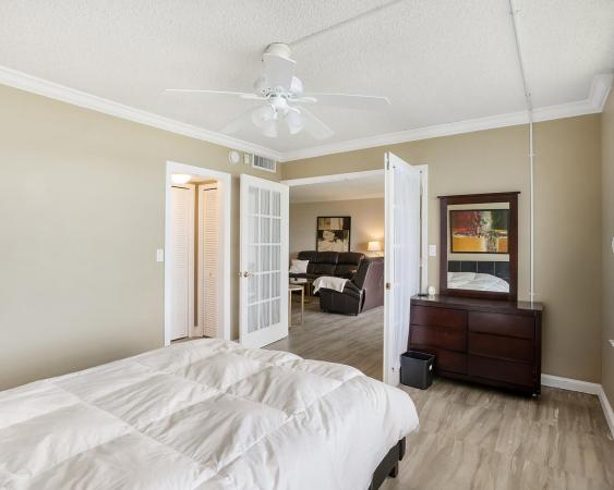 Palm-Aire Country Club 2, 2671 S Crse #907, Pompano Beach, Florida 33069, image 1