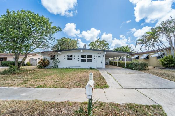 1815 Hillcrest Ave, Lake Worth, Florida 33461, image 2