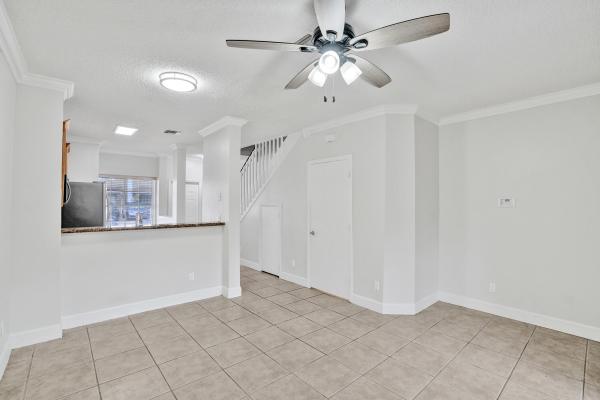 Pelican Pointe, 752 SW 122nd Ter, Pembroke Pines, Florida 33025, image 2
