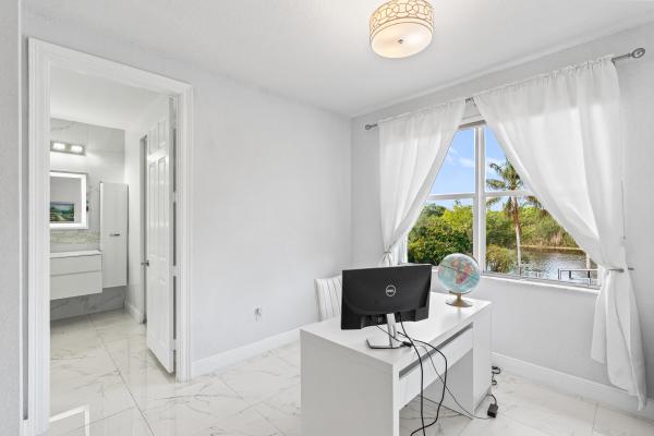 Sunset Lakes, 4918 SW 195th, Miramar, Florida 33029, image 1