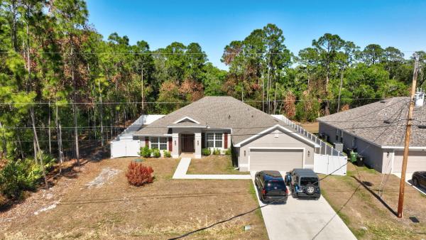 5462 NW Scepter, Port St. Lucie, Florida 34983, image 2