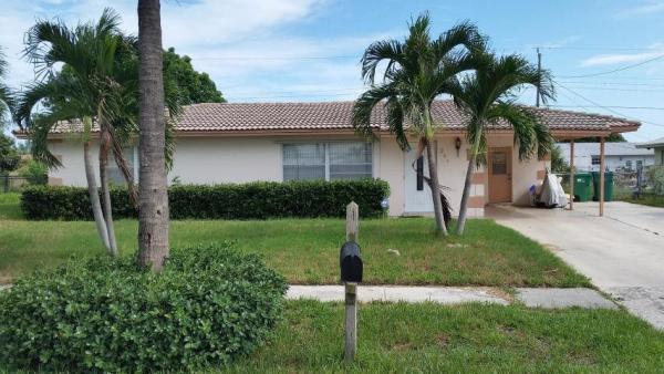 Park Manor, 341 W 22nd Ct, Riviera Beach, Florida 33404, image 2