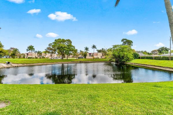 Chateau Wood, 3900 Village Dr #D, Delray Beach, Florida 33445, image 1