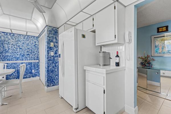 Villas Of Bonaventure, 16036 Fairway Ln #27, Weston, Florida 33326, image 1