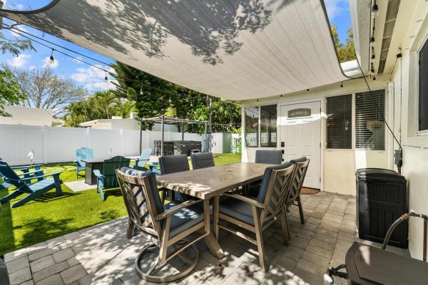 Hillside Park, 6411 Lk, West Palm Beach, Florida 33405, image 1