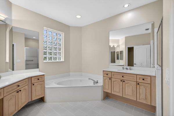 Augusta Pointe, 936 Augusta Pointe Dr, Palm Beach Gardens, Florida 33418, image 2