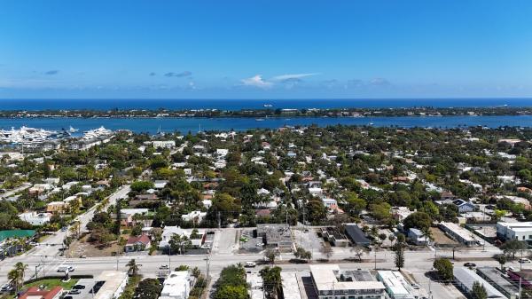 Northwood Pines, 642 35th St, West Palm Beach, Florida 33407, image 2