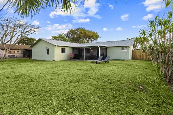 Willow Creek, 2201 NW 70th Ln, Margate, Florida 33063, image 2