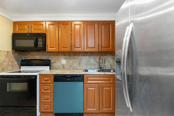 International Village At Inverrary, 3710 Inverrary Dr #2G, Lauderhill, Florida 33319, image 1
