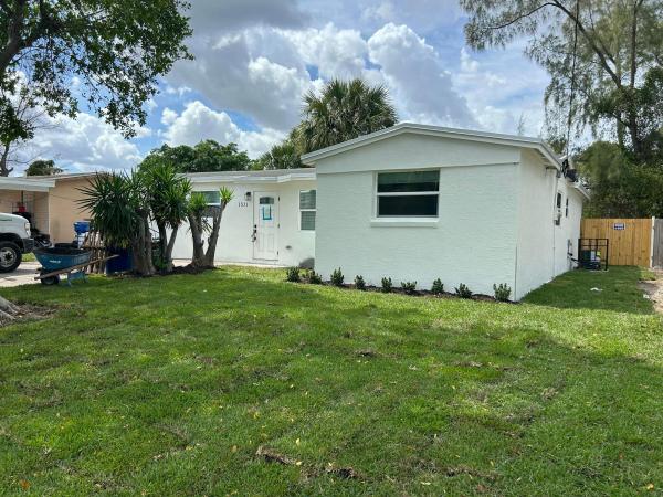Park Manor, 1531 W Avenue H, Riviera Beach, Florida 33404, image 1