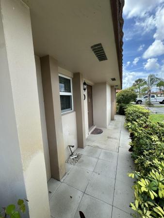 Fernley 2 At Cresthaven Townhomes, 5725 Fernley Dr #40, West Palm Beach, Florida 33415, image 1