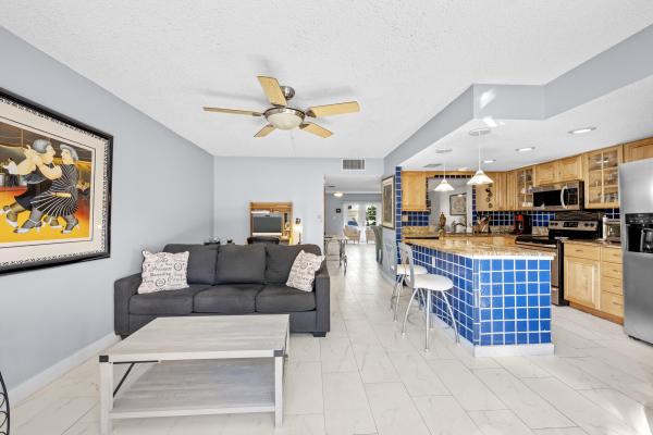 Venetian Park, 2212 NE 7th, Hallandale Beach, Florida 33009, image 1