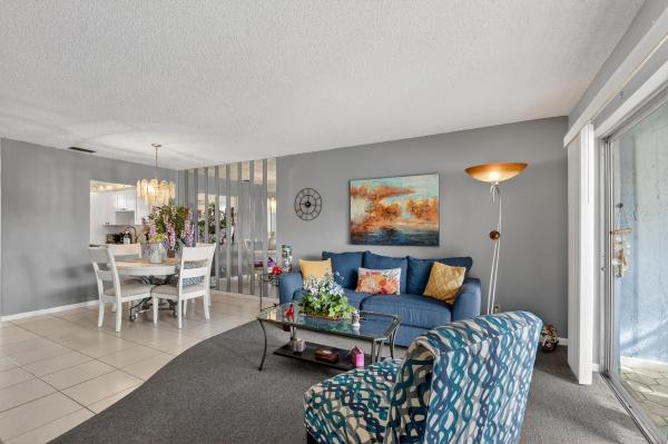 116 Golden Lks, West Palm Beach, Florida 33411, image 1