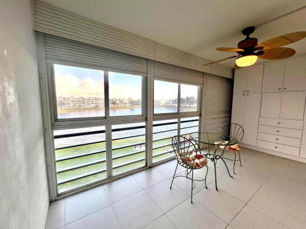 Oakridge, 3084 Oakridge U, Deerfield Beach, Florida 33442, image 2