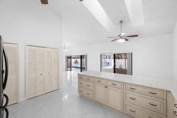 Hidden Valley, 281 N Country Clb, Boca Raton, Florida 33487, image 1