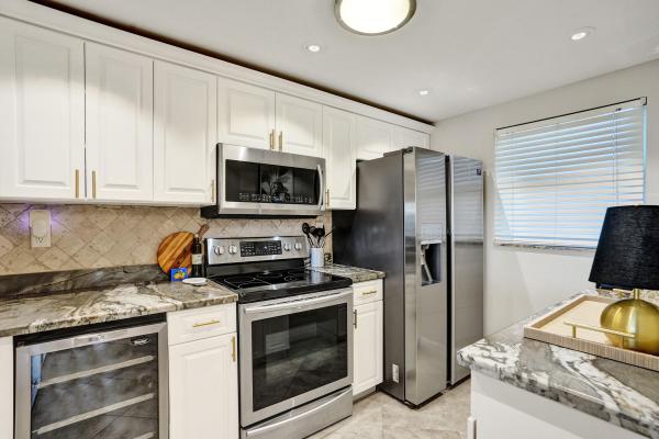 Waterford Point, 801 S Federal Hwy #301, Pompano Beach, Florida 33062, image 1