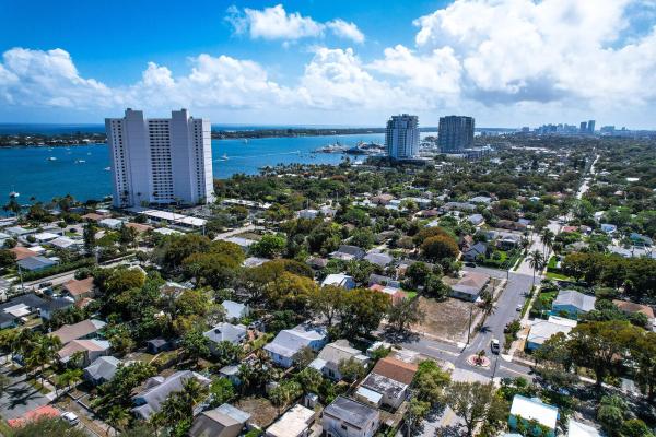 Northwood Harbor, 431 52nd St, West Palm Beach, Florida 33407, image 1