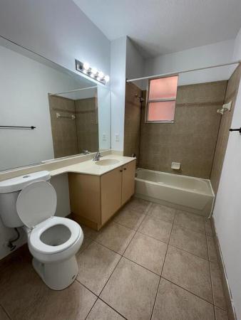 Rosemont, 3549 Forest Hill Blvd #19, Palm Springs, Florida 33406, image 2