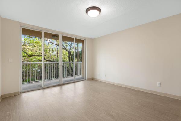 Sheridan Beach Club, 529 E Sheridan St #2061, Dania Beach, Florida 33004, image 1