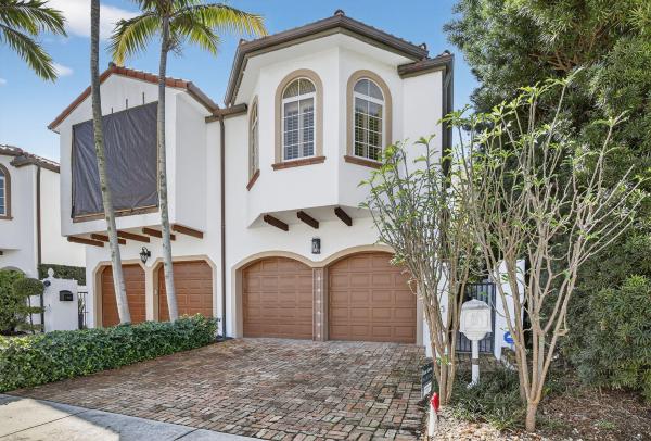 Colee Hammock, 1508 SE 2nd Ct #B, Fort Lauderdale, Florida 33301, image 1