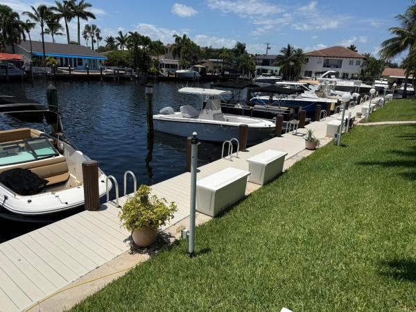 Grand View Arms, 1780 SE 4th St #11, Pompano Beach, Florida 33060, image 2