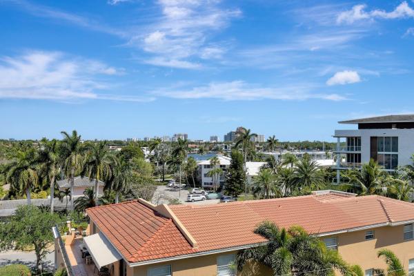 Horizon House, 2555 NE 11th St #609, Fort Lauderdale, Florida 33304, image 1